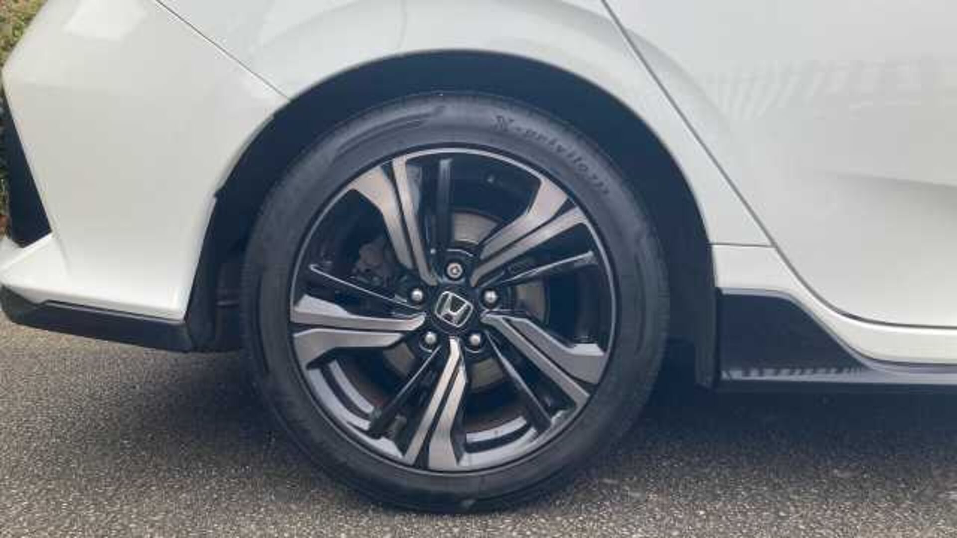 Honda Civic 1.0 VTEC Turbo 126 Sport Line 5dr Petrol Hatchback 