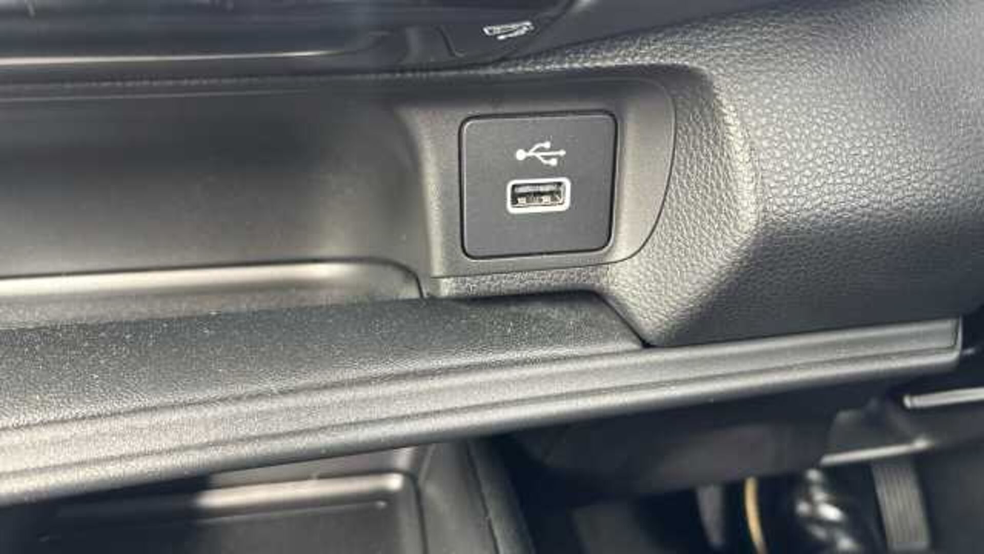 Honda HR-V e:HEV 1.5 eHEV Elegance 5dr CVT Hybrid Hatchback 