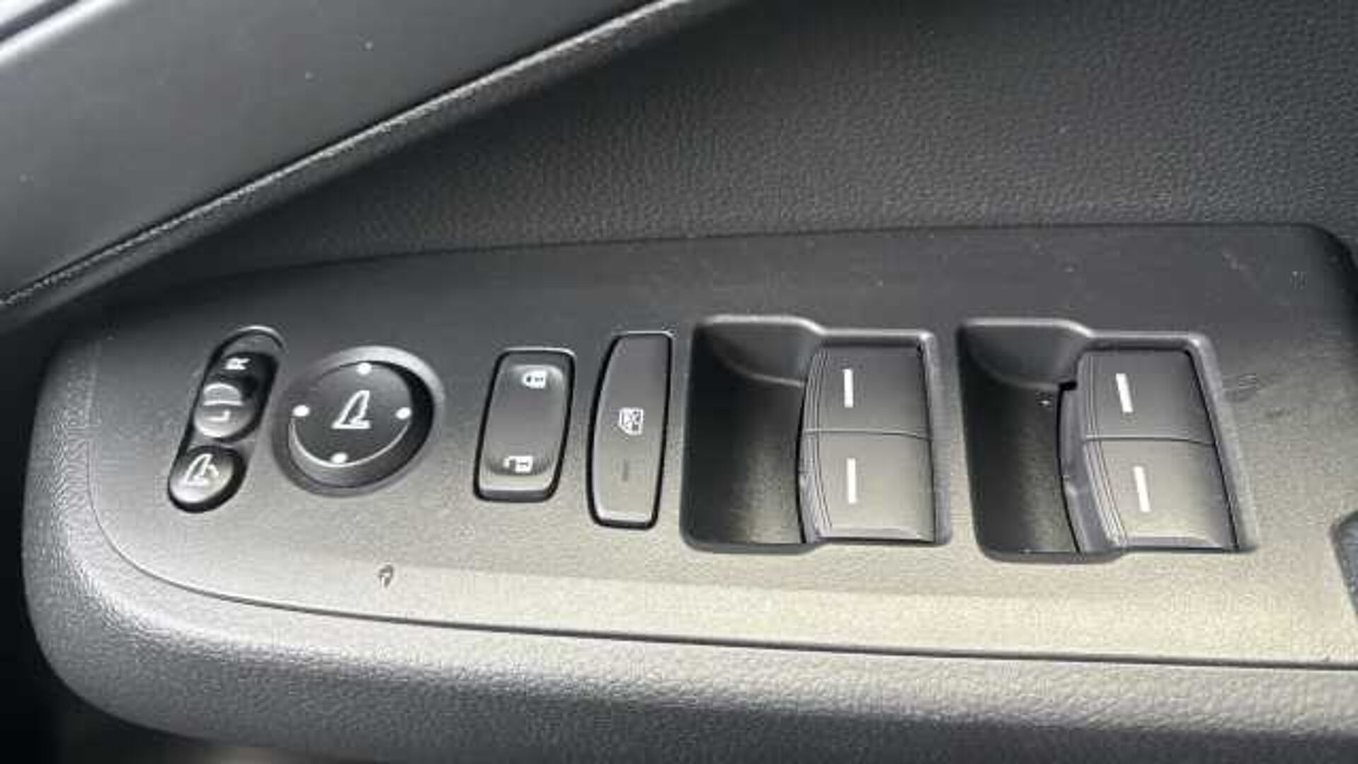 Honda HR-V e:HEV 1.5 eHEV Elegance 5dr CVT Hybrid Hatchback 