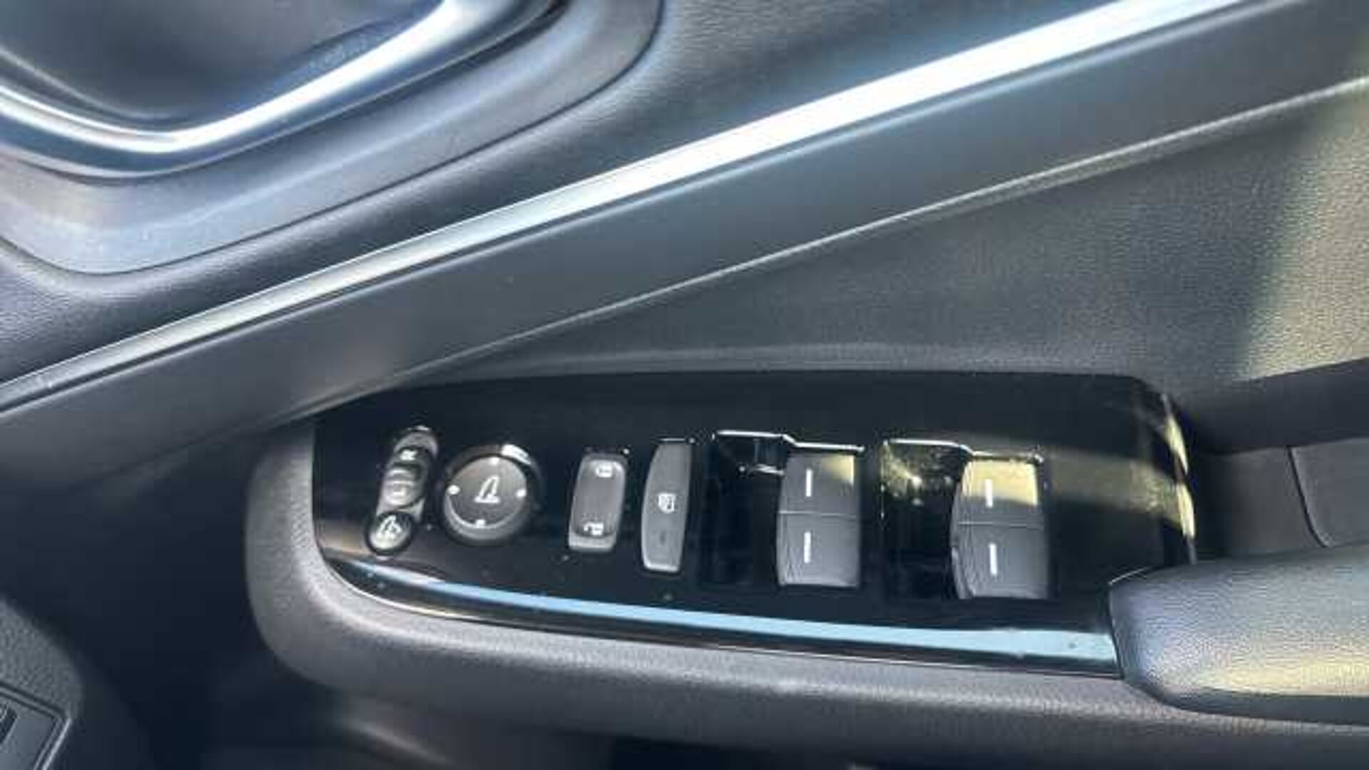 Honda HR-V e:HEV 1.5 eHEV Advance 5dr CVT Hybrid Hatchback 