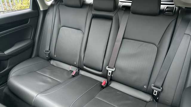 Honda Civic e:HEV 2.0 eHEV Advance 5dr CVT Hybrid Hatchback 