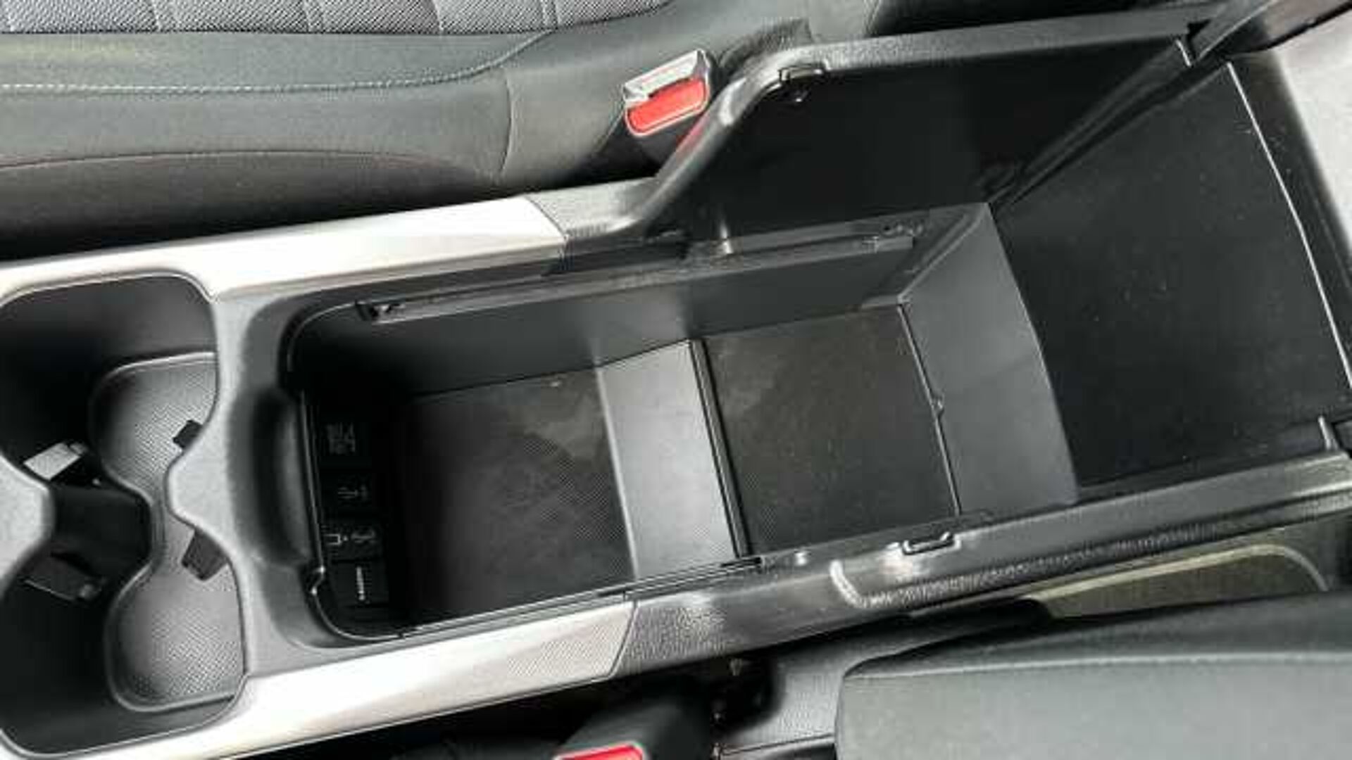 Honda CR-V 1.5 VTEC Turbo SE 5dr 2WD Petrol Estate 