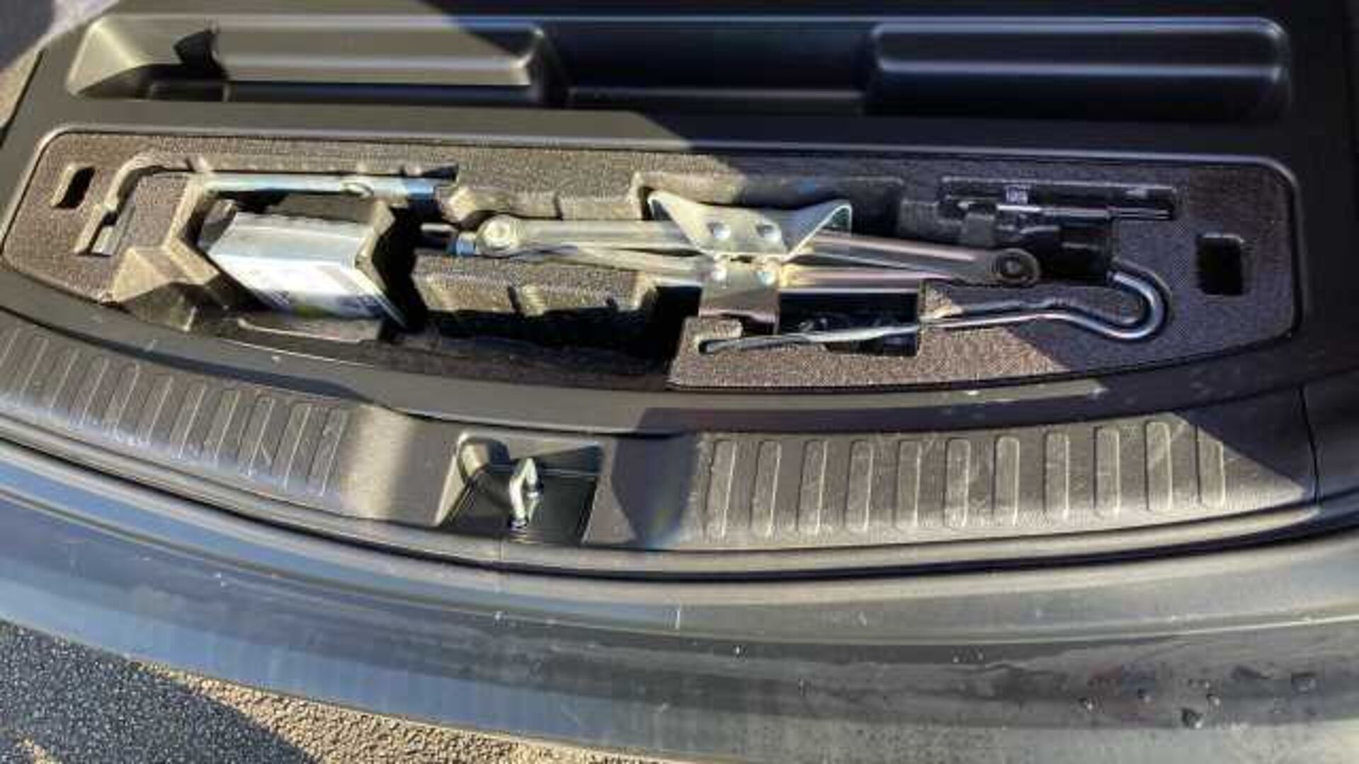 Honda CR-V e:HEV 2.0 i-MMD Hybrid SR 2WD 5dr eCVT Hybrid Estate 