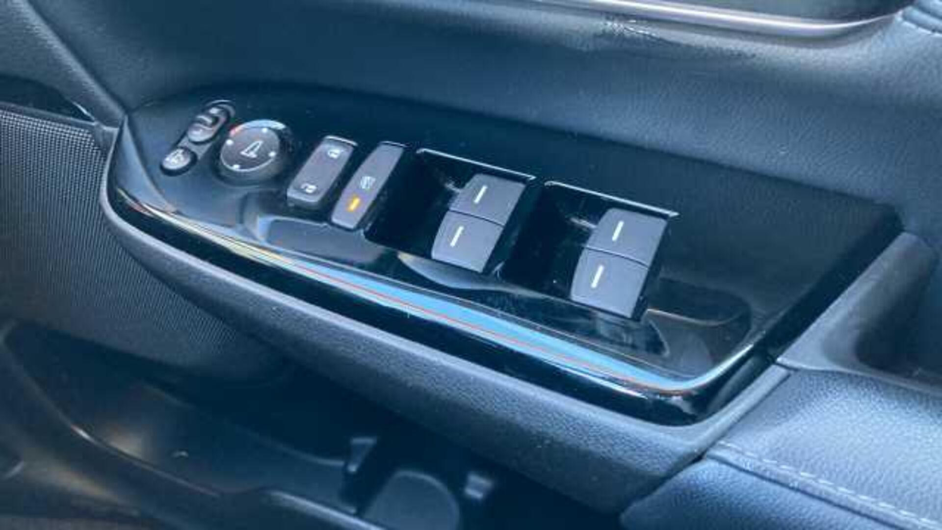 Honda CR-V e:HEV 2.0 i-MMD Hybrid SR 2WD 5dr eCVT Hybrid Estate 