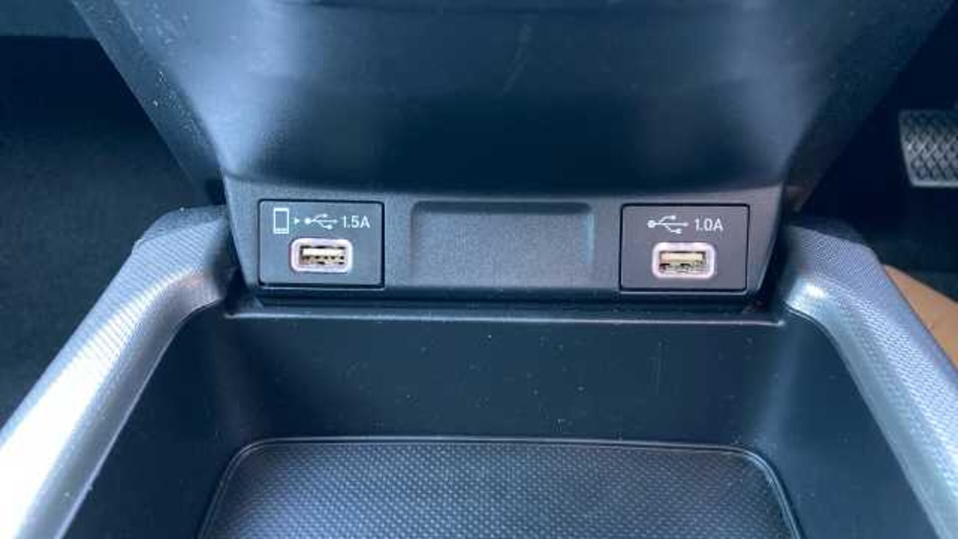 Honda CR-V e:HEV 2.0 i-MMD Hybrid SR 2WD 5dr eCVT Hybrid Estate 