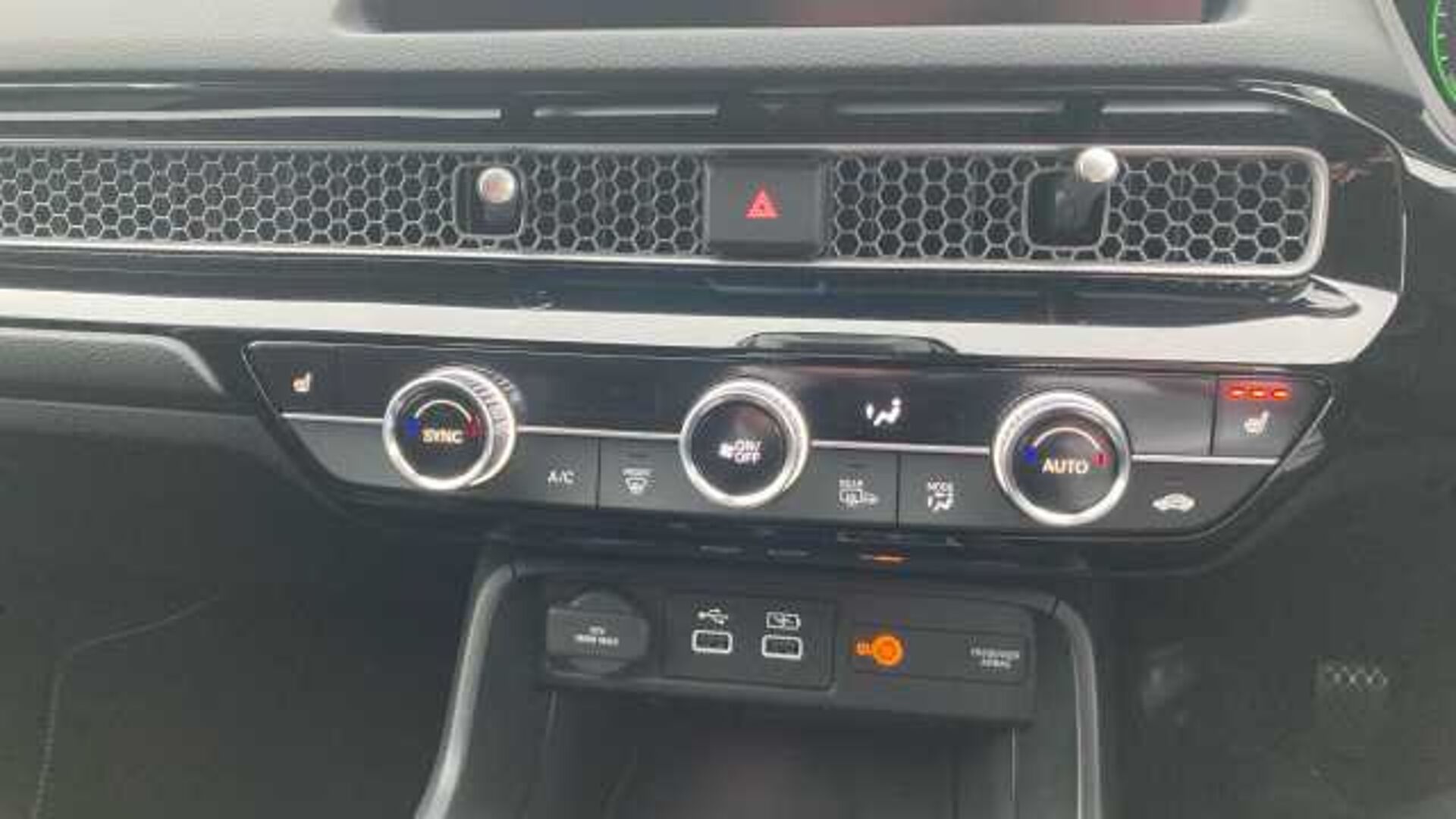 Honda Civic e:HEV 2.0 eHEV Elegance 5dr CVT Hybrid Hatchback 