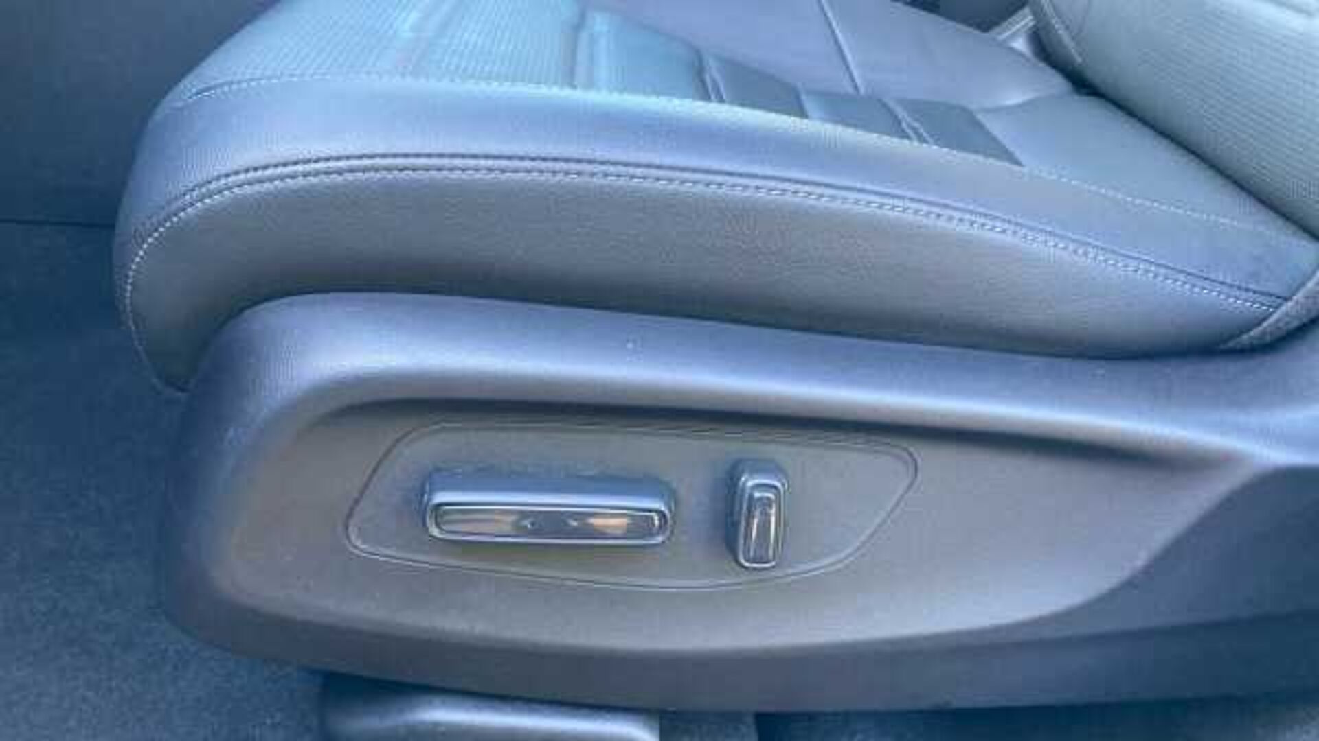 Honda CR-V e:PHEV 2.0 ePHEV Advance Tech 5dr eCVT Estate 