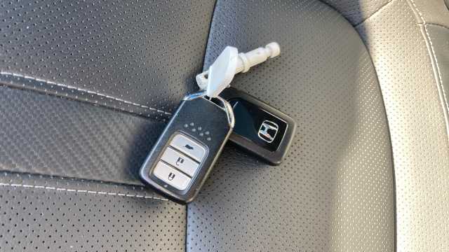 Honda Civic 1.5 VTEC Turbo Prestige 5dr CVT Petrol Hatchback 