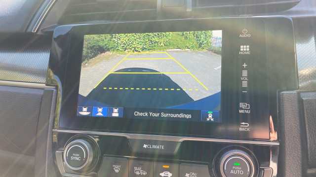 Honda Civic 1.5 VTEC Turbo Prestige 5dr CVT Petrol Hatchback 