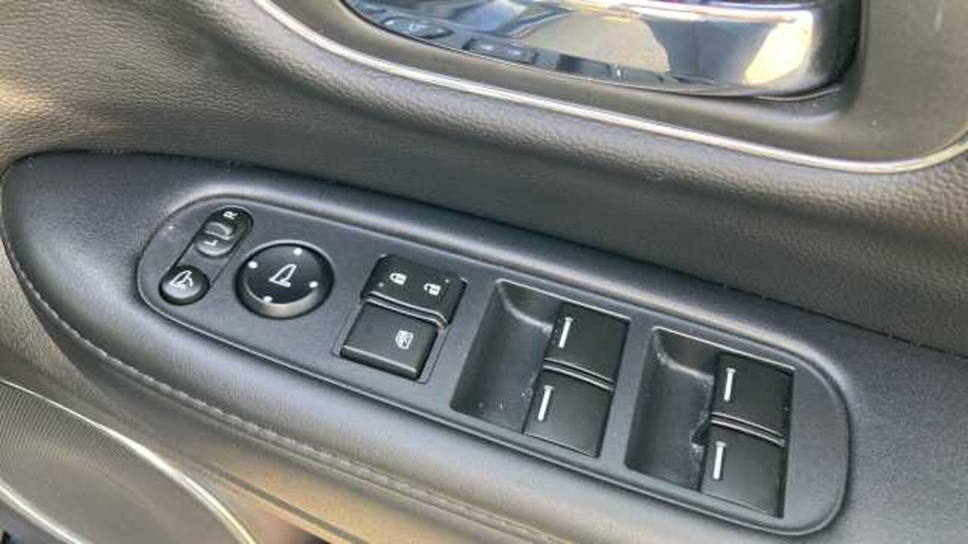 Honda HR-V 1.5 i-VTEC EX CVT 5dr Petrol Hatchback 