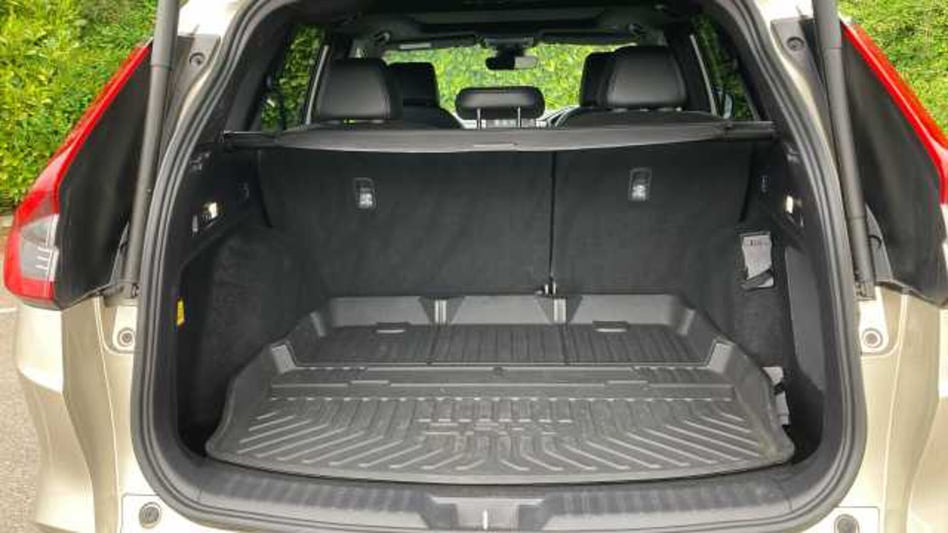 Honda CR-V e:PHEV 2.0 ePHEV Advance Tech 5dr eCVT Estate 