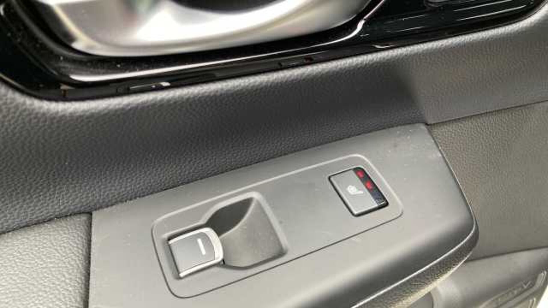 Honda CR-V e:PHEV 2.0 ePHEV Advance Tech 5dr eCVT Estate 
