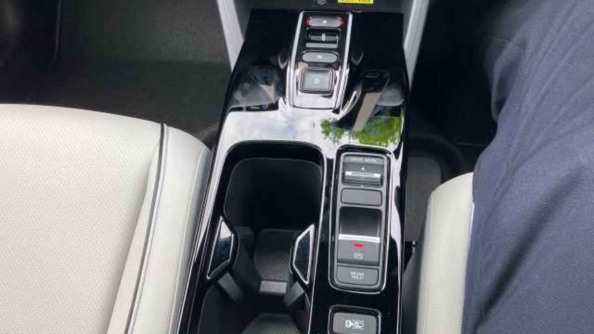 Honda e:Ny1 150kW Advance 69kWh 5dr Auto Electric Hatchback 