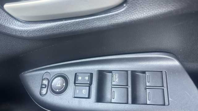 Honda Jazz 1.3 i-VTEC S 5dr Petrol Hatchback 