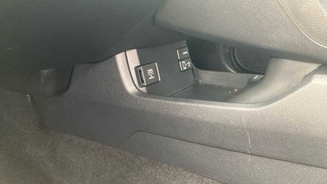 Honda Civic 1.5 VTEC Turbo Sport 5dr Petrol Hatchback 