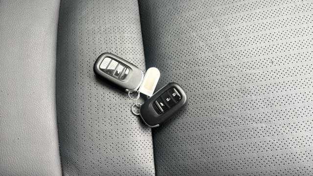 Honda Civic e:HEV 2.0 eHEV Advance 5dr CVT Hybrid Hatchback 