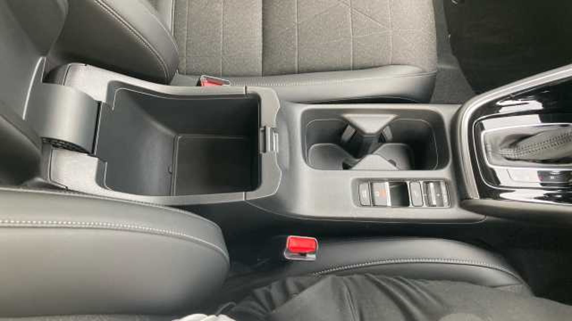 Honda HR-V e:HEV 1.5 eHEV Advance 5dr CVT Hybrid Hatchback 