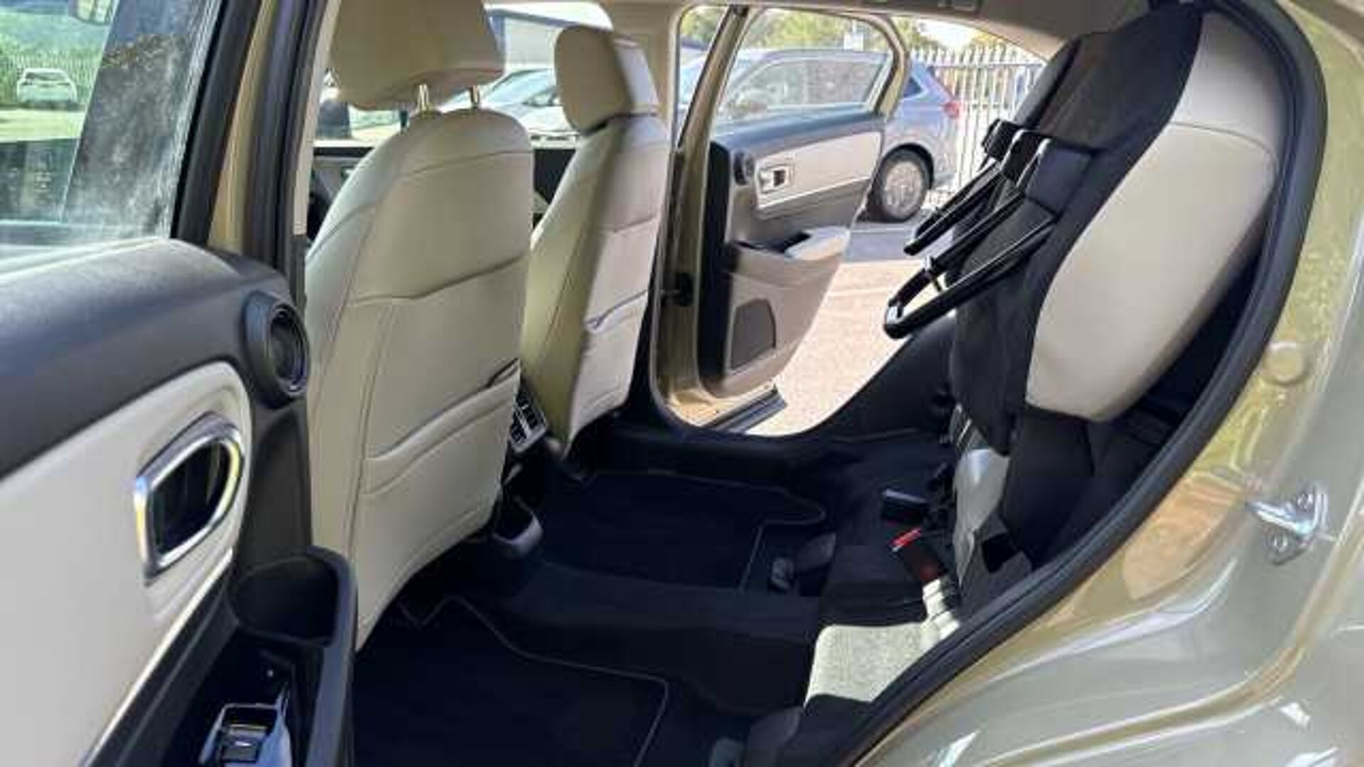 Honda HR-V e:HEV 1.5 eHEV Advance Style 5dr CVT Hybrid Hatchback 