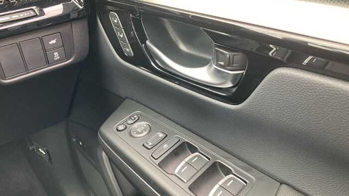 Honda CR-V e:PHEV 2.0 ePHEV Advance Tech 5dr eCVT Estate 