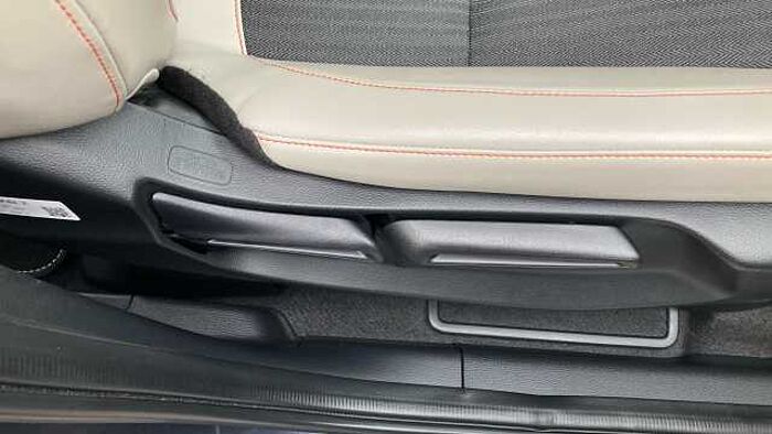 Honda HR-V e:HEV 1.5 eHEV Advance Style 5dr CVT Hybrid Hatchback 