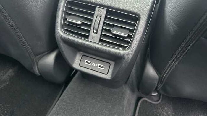 Honda Civic e:HEV 2.0 eHEV Advance 5dr CVT Hybrid Hatchback 