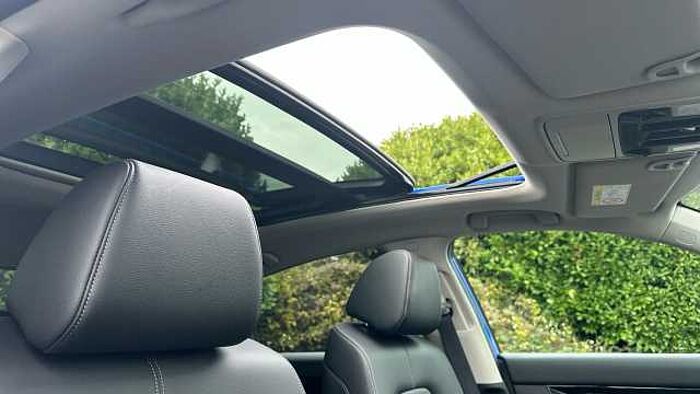 Honda Civic e:HEV 2.0 eHEV Advance 5dr CVT Hybrid Hatchback 