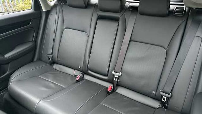 Honda Civic e:HEV 2.0 eHEV Advance 5dr CVT Hybrid Hatchback 