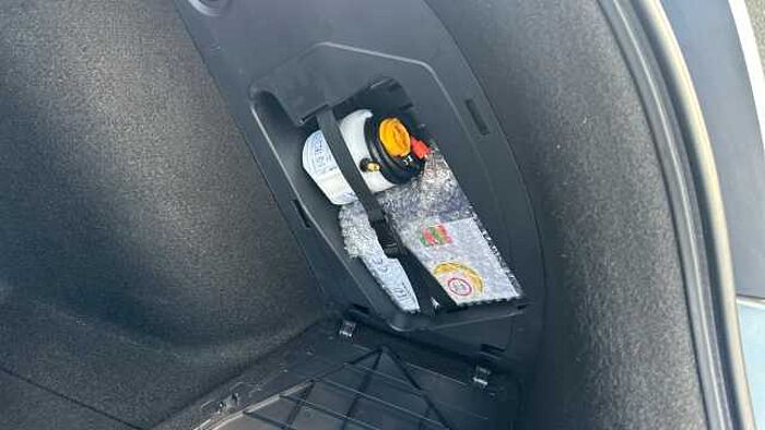 Honda Civic 1.5 VTEC Turbo Prestige 5dr CVT Petrol Hatchback 