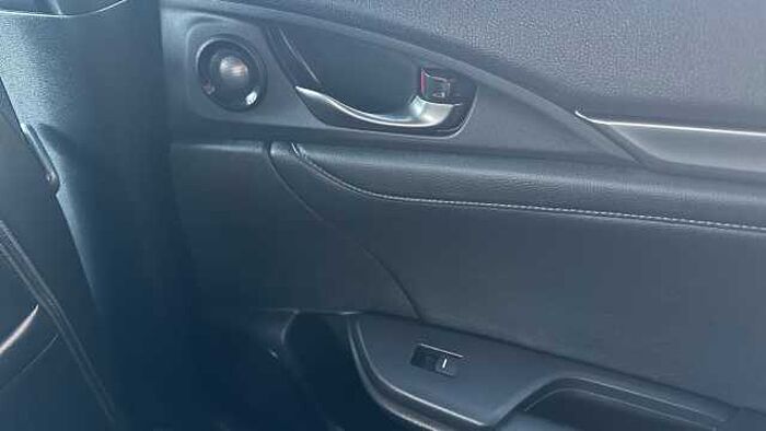 Honda Civic 1.5 VTEC Turbo Prestige 5dr CVT Petrol Hatchback 