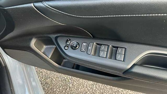 Honda Civic 1.5 VTEC Turbo Prestige 5dr CVT Petrol Hatchback 