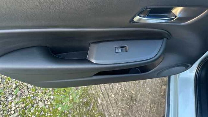 Honda Jazz e:HEV 1.5 i-MMD Hybrid Crosstar Advance 5dr eCVT Hybrid Hatchback 