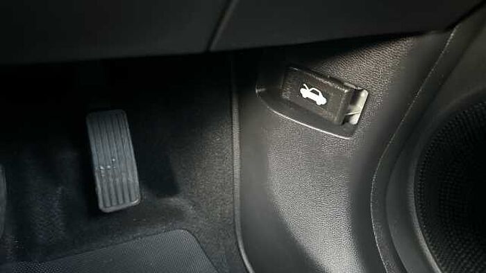 Honda Jazz e:HEV 1.5 i-MMD Hybrid Crosstar Advance 5dr eCVT Hybrid Hatchback 