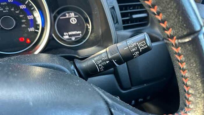 Honda Jazz 1.5 i-VTEC Sport Navi 5dr Petrol Hatchback 