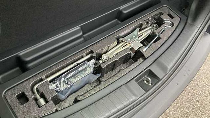 Honda CR-V e:HEV 2.0 i-MMD Hybrid SE 2WD 5dr eCVT Hybrid Estate 