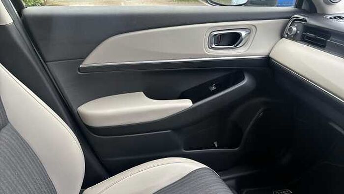 Honda HR-V e:HEV 1.5 eHEV Advance Style 5dr CVT Hybrid Hatchback 
