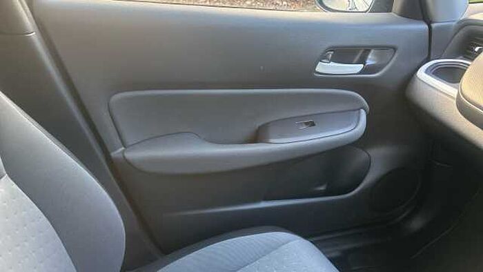 Honda Jazz e:HEV 1.5 i-MMD Hybrid SE 5dr eCVT Hybrid Hatchback 