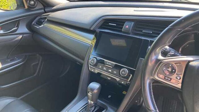 Honda Civic 1.5 VTEC Turbo Prestige 5dr CVT Petrol Hatchback 