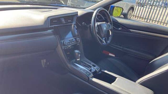 Honda Civic 1.5 VTEC Turbo Prestige 5dr CVT Petrol Hatchback 