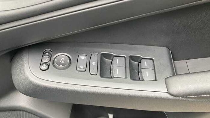 Honda HR-V 1.5 eHEV Elegance 5dr CVT Hybrid Hatchback 
