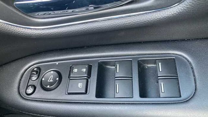 Honda HR-V 1.5 i-VTEC EX CVT 5dr Petrol Hatchback 