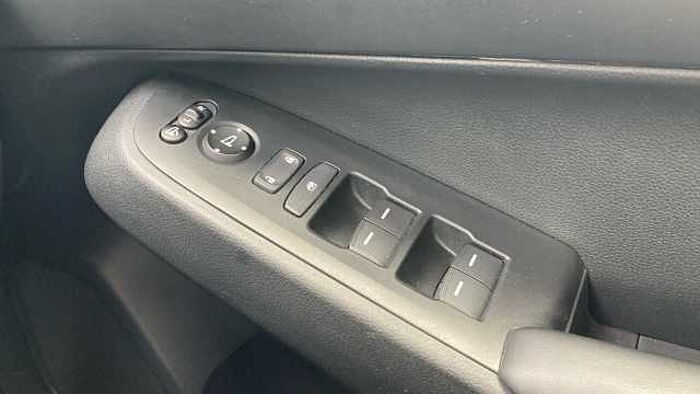 Honda HR-V e:HEV 1.5 eHEV Elegance 5dr CVT Hybrid Hatchback 