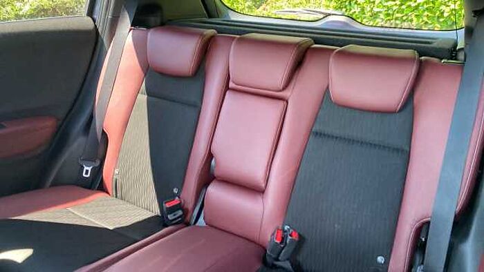 Honda HR-V 1.5 i-VTEC Turbo Sport CVT 5dr Petrol Hatchback 