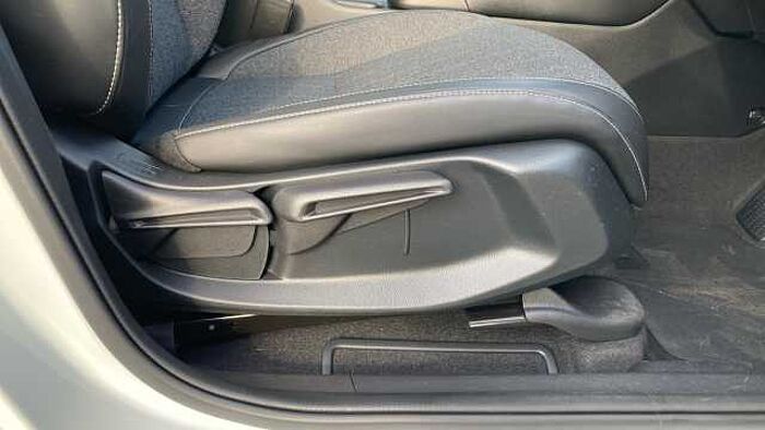 Honda Jazz e:HEV 1.5 i-MMD Hybrid Advance 5dr eCVT Hybrid Hatchback 