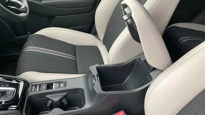 Honda HR-V e:HEV 1.5 eHEV Advance Style Plus 5dr CVT Hybrid Hatchback 