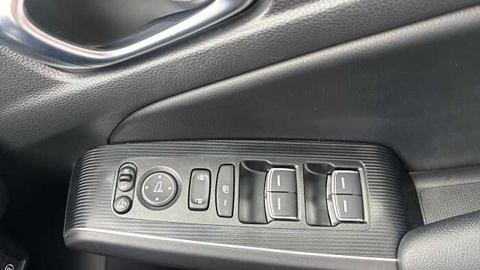 Honda Civic e:HEV 2.0 eHEV Advance 5dr CVT Hybrid Hatchback 