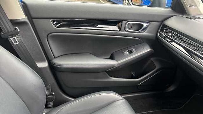 Honda Civic e:HEV 2.0 eHEV Advance 5dr CVT Hybrid Hatchback 