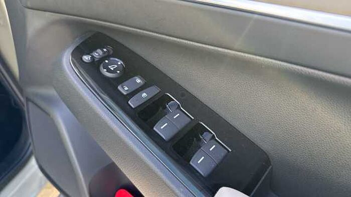 Honda HR-V e:HEV 1.5 eHEV Advance Style 5dr CVT Hybrid Hatchback 